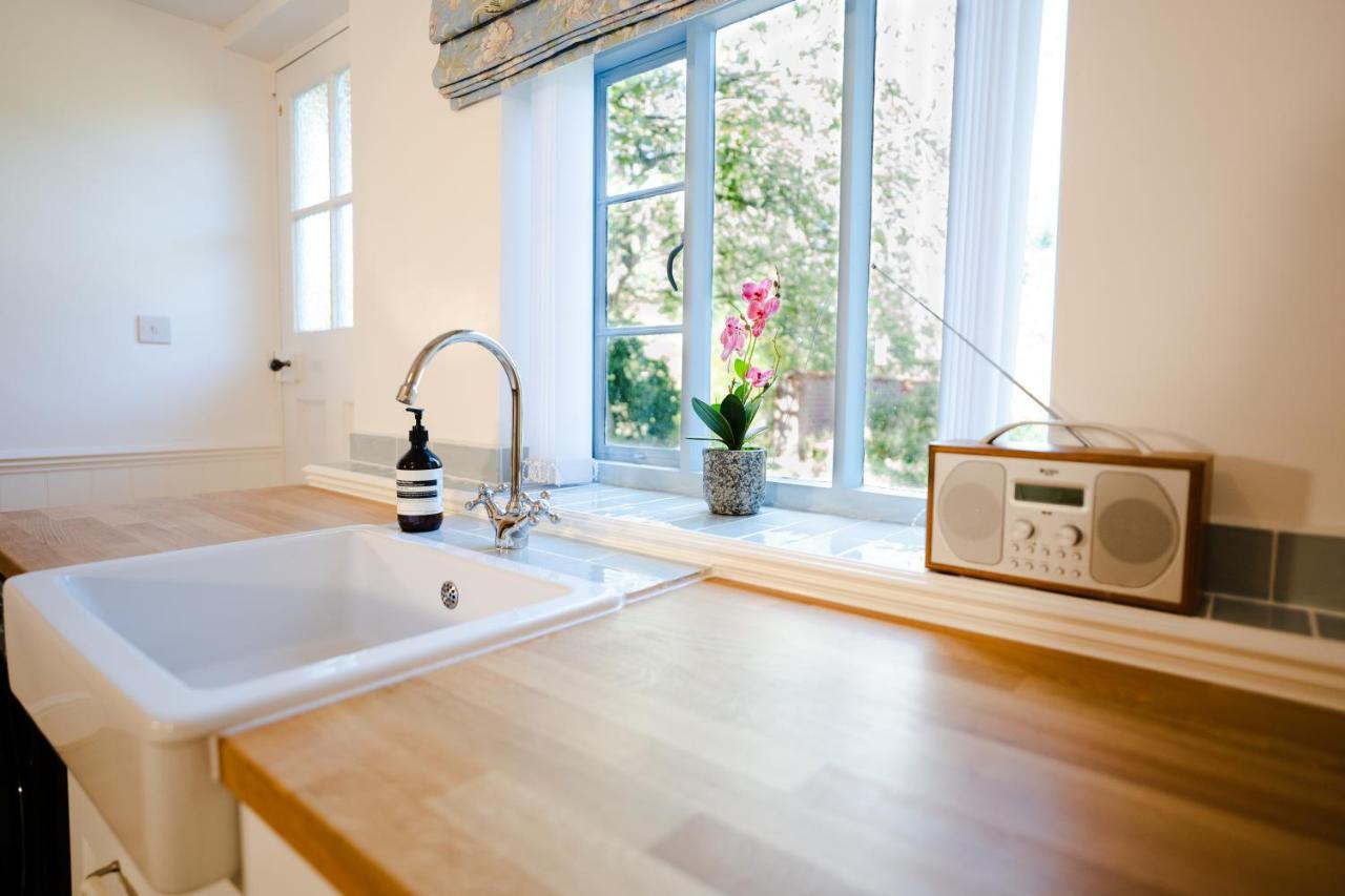 Hovell Hall Country Bed And Breakfast Norwich Eksteriør billede